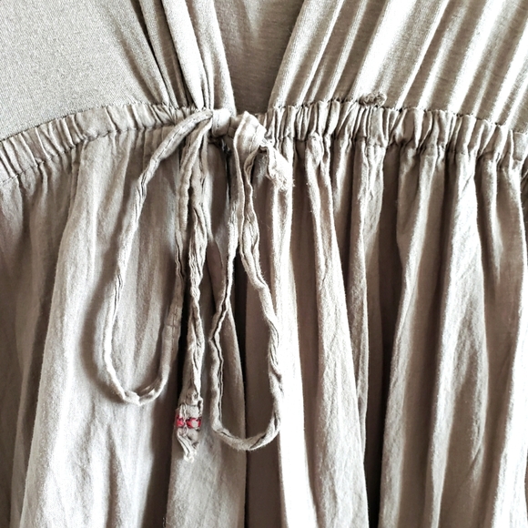 Linen Beige Long Sleeve Gauzy Boho Synched Draw String Waist Higher Front NWOT - Picture 4 of 11